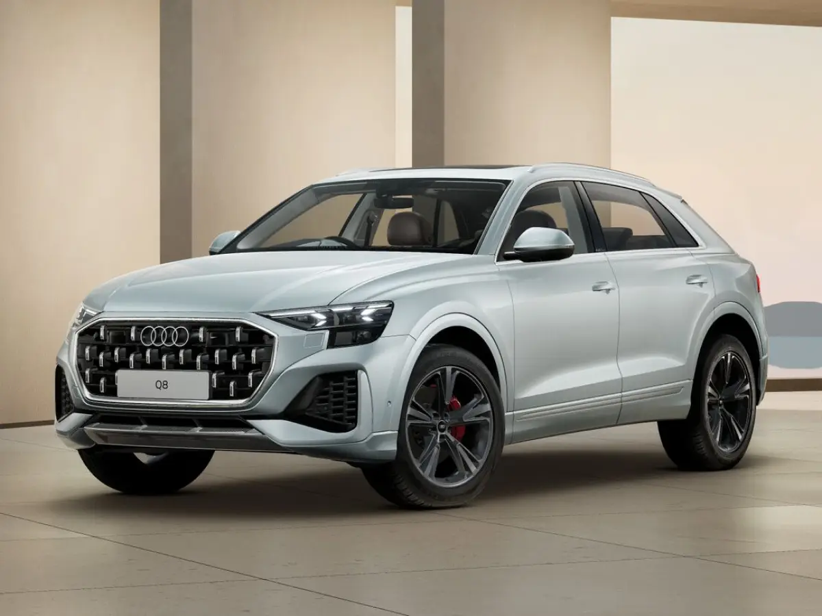 Audi Q8 Satellite Silver Metallic.webp